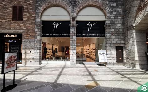 The Outlet Village Dubai: Shops, Restaurants, Discounts & More .